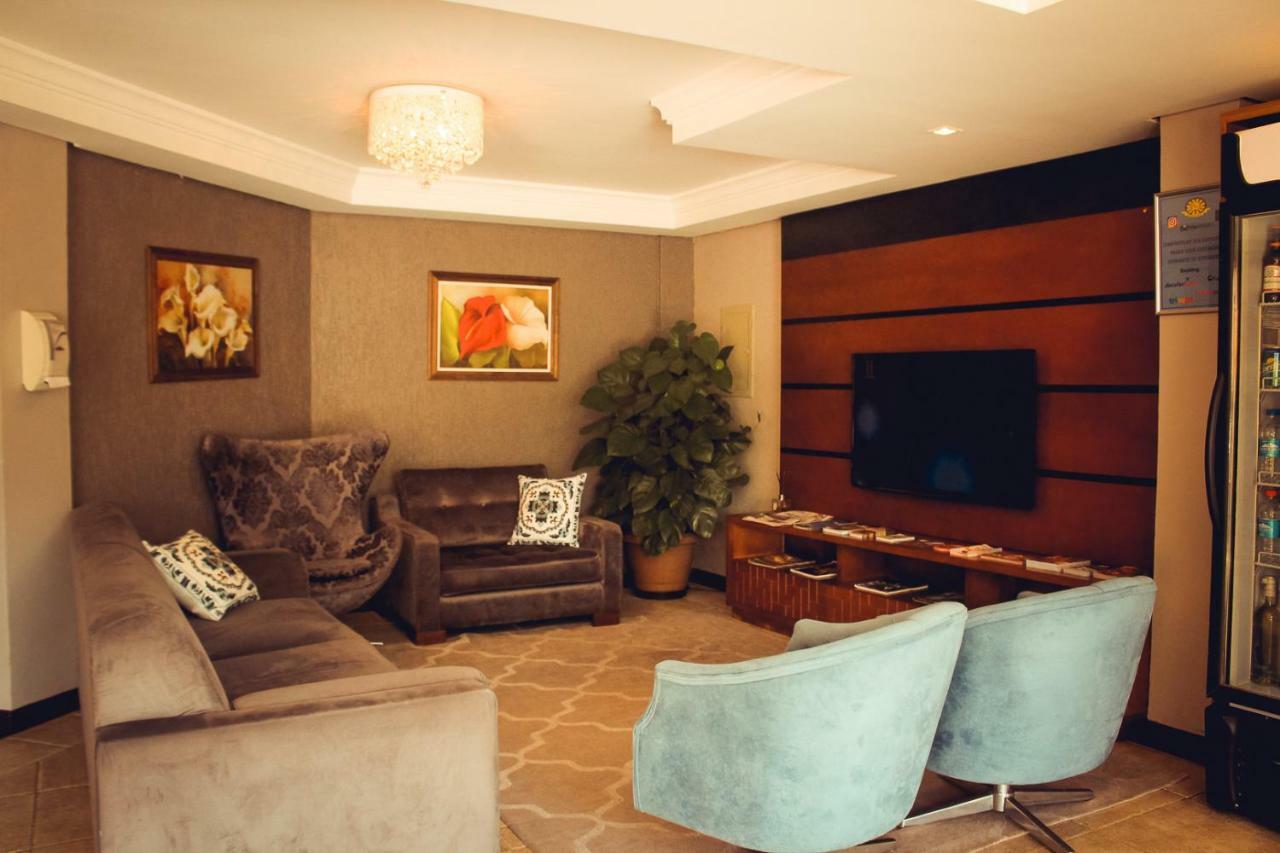 Hotel Renascenca Γκραμάντο Εξωτερικό φωτογραφία